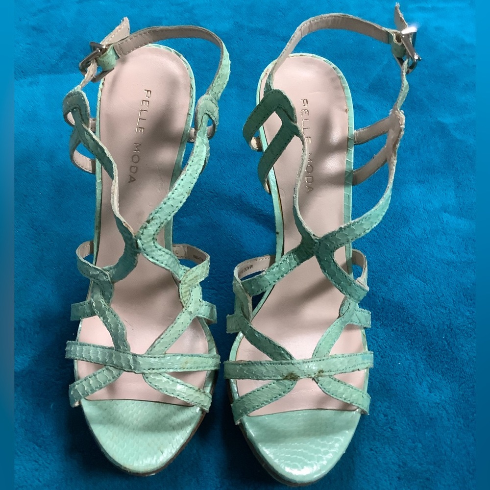 Pelle Moda Platform Leather Sandals
